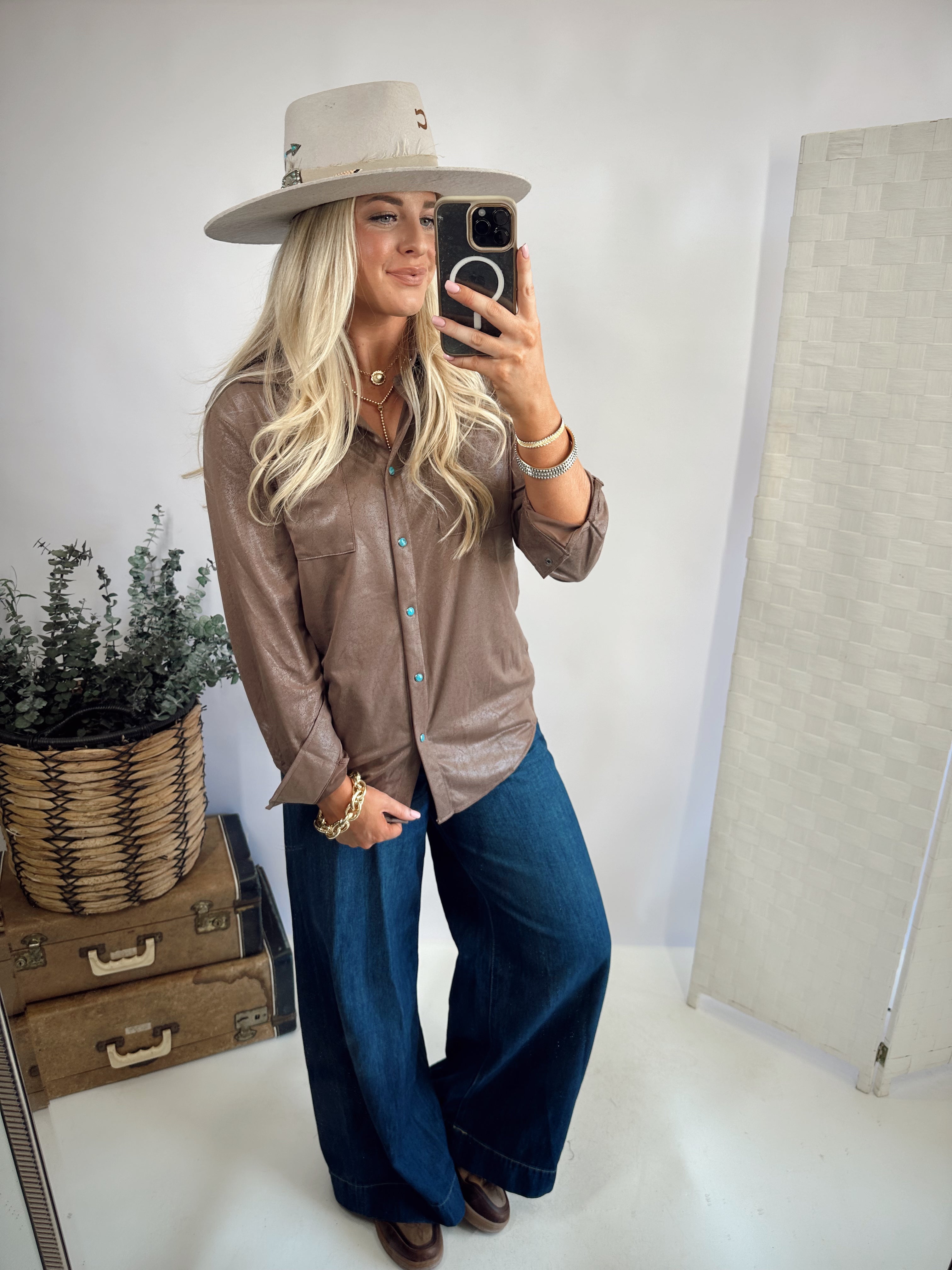 LEATHER LUX *CHOCOLATE