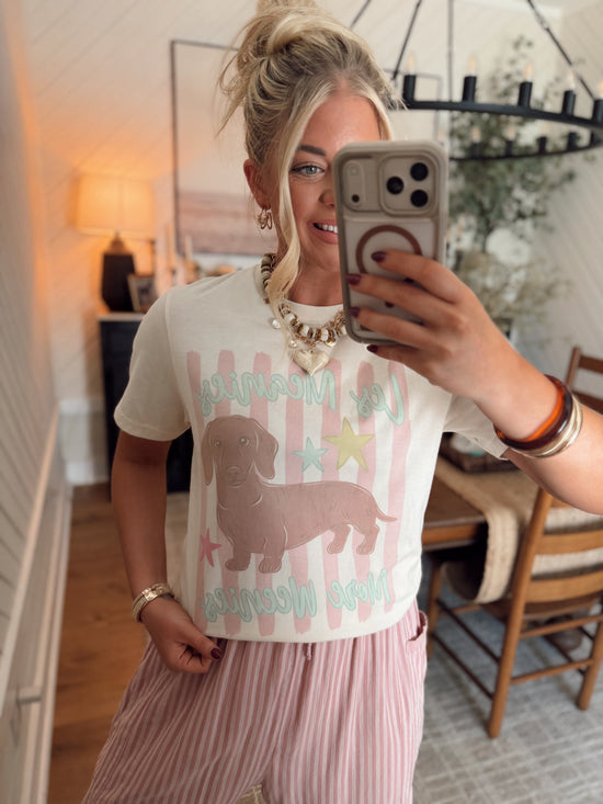 Les Meanies More weenies graphic tee