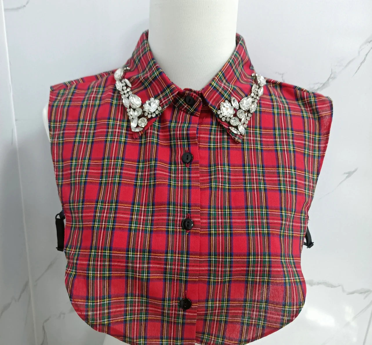 CORPORATE COLLAR *Red Plaid