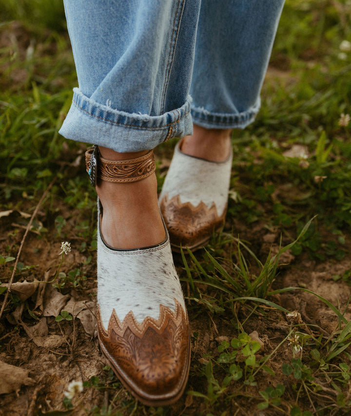 Zora Canyon Mules