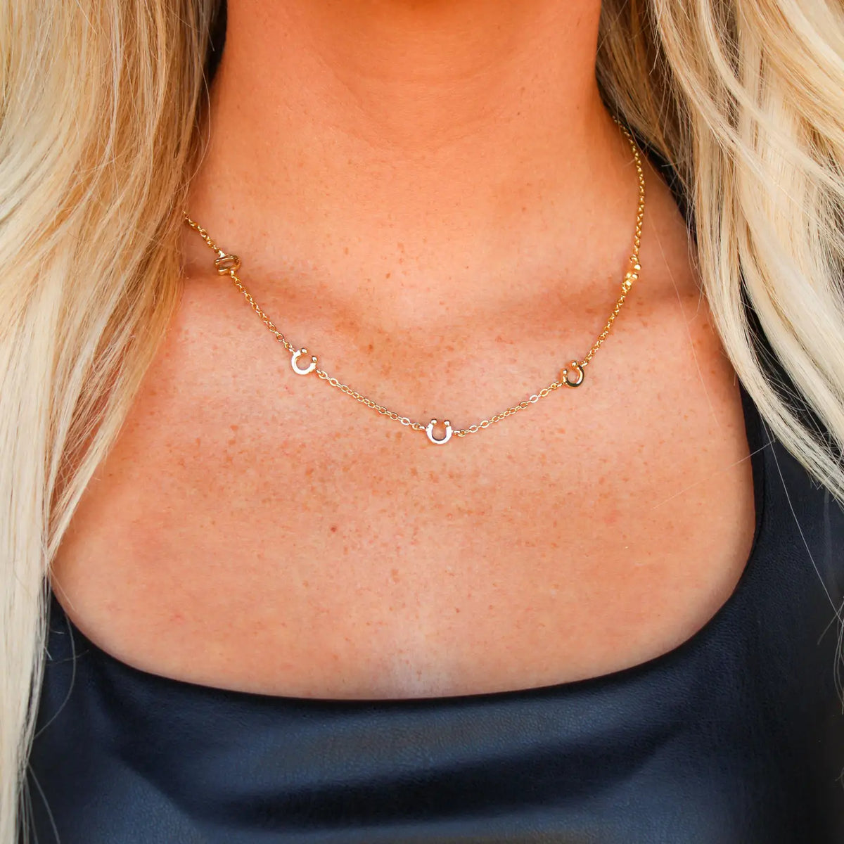 Suttin Necklace *Gold