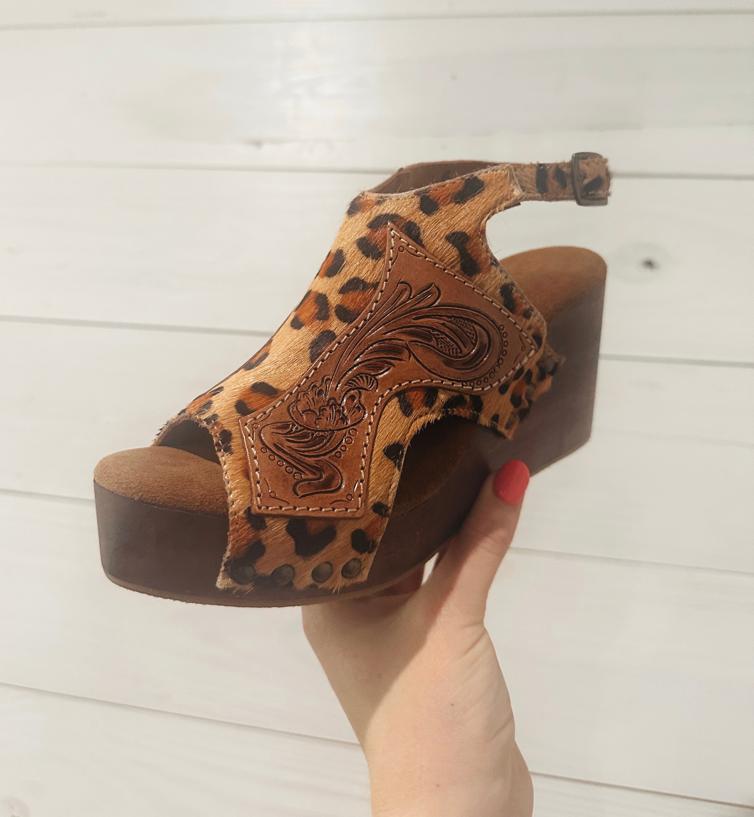 Leopard Tooled heels
