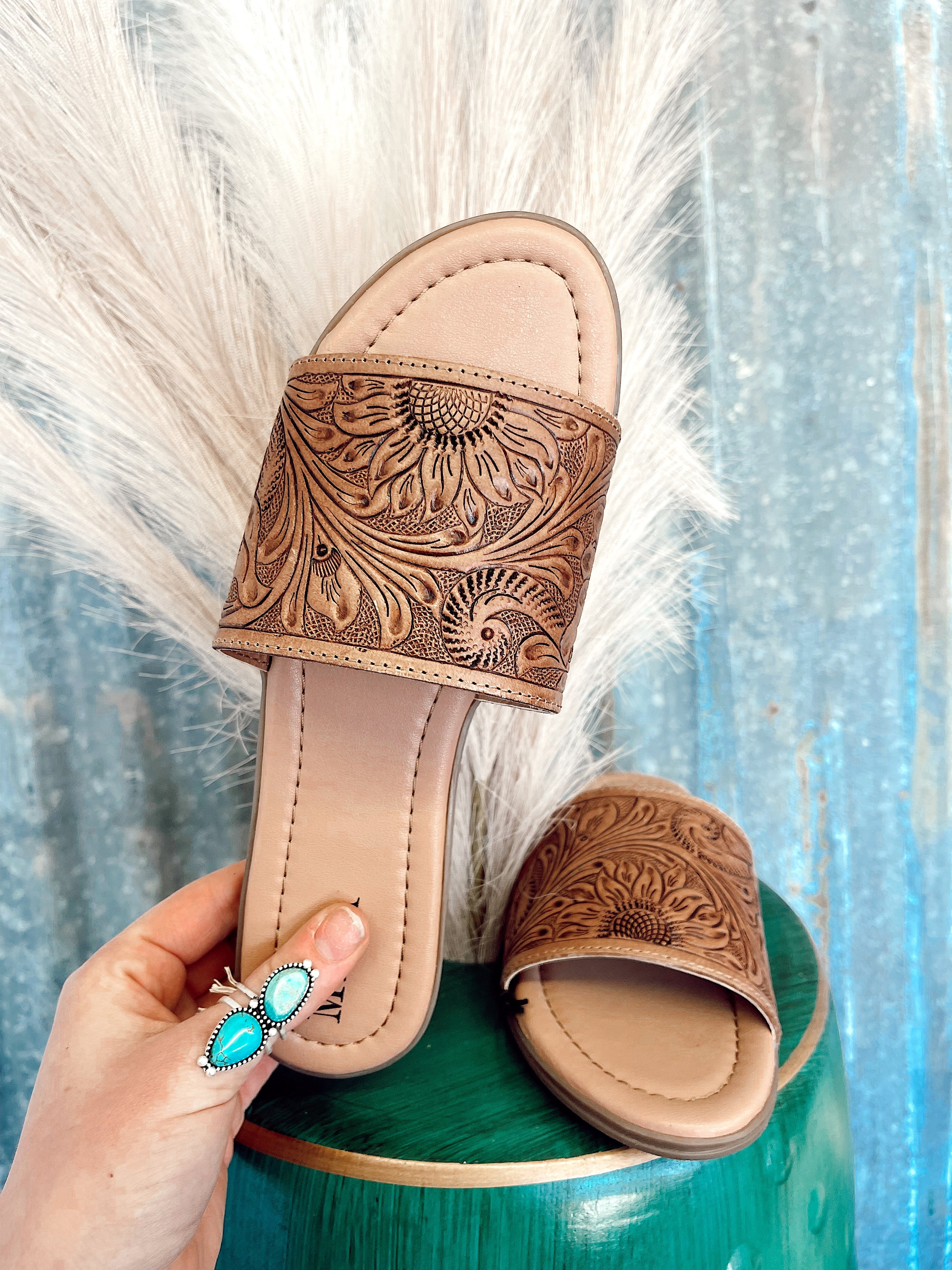 The Seanna Sandals